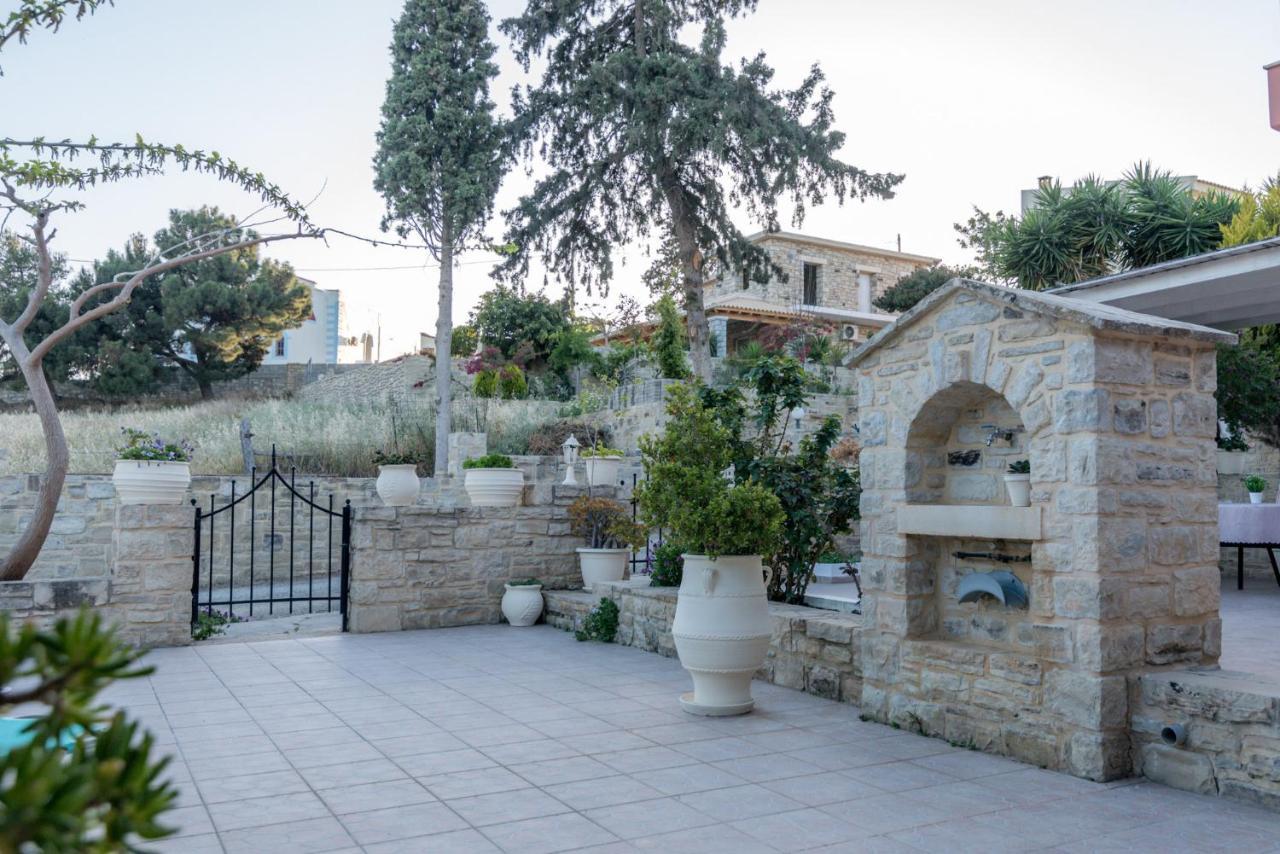 Apartamento Vrisanos Pitsidia Exterior foto