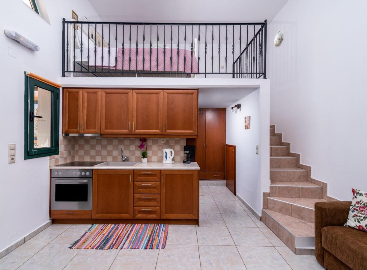 Apartamento Vrisanos Pitsidia Exterior foto
