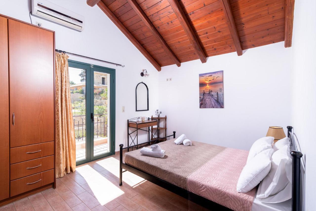 Apartamento Vrisanos Pitsidia Exterior foto