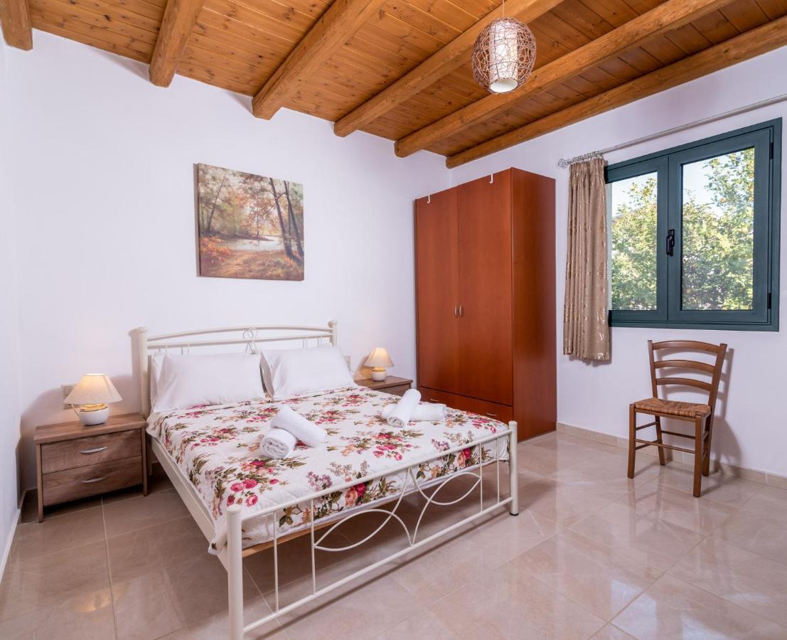 Apartamento Vrisanos Pitsidia Exterior foto