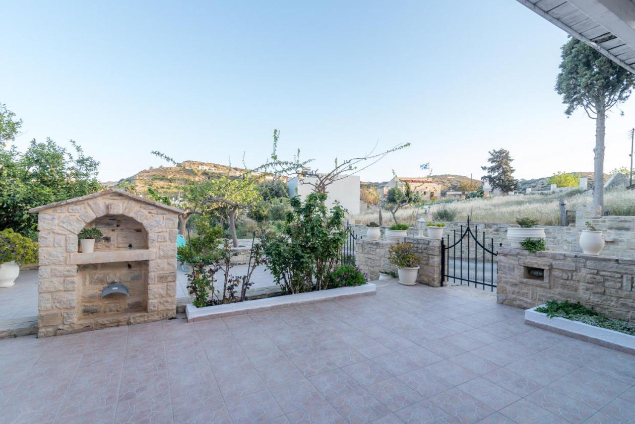 Apartamento Vrisanos Pitsidia Exterior foto